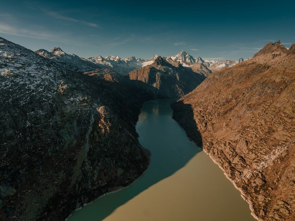 Daniel-Hager-Photography-Zurich-Switzerland-Drone-Mountains-October-096.jpg